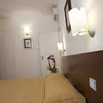 Residenza Dei Capitani 3*