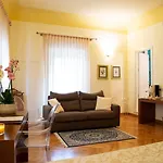 ホテル Residenza Dei Capitani - Piazza Del Popolo 3*