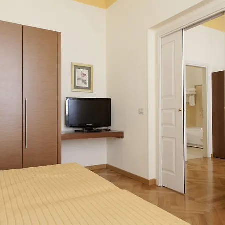Residenza Dei Capitani - Piazza Del Popolo Szálloda 3*