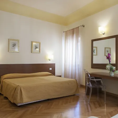 Hotel Residenza Dei Capitani 3*