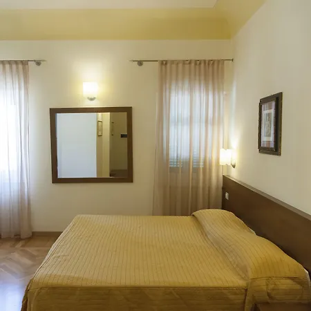 Residenza Dei Capitani - Piazza Del Popolo
