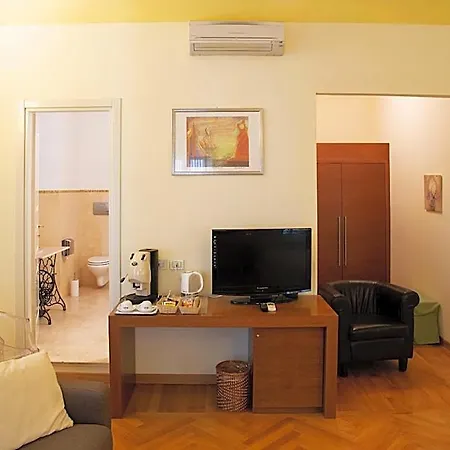 מלון Residenza Dei Capitani - Piazza Del Popolo