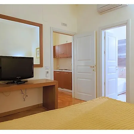 Residenza Dei Capitani - Piazza Del Popolo 3* אסקולי פיצ'נו