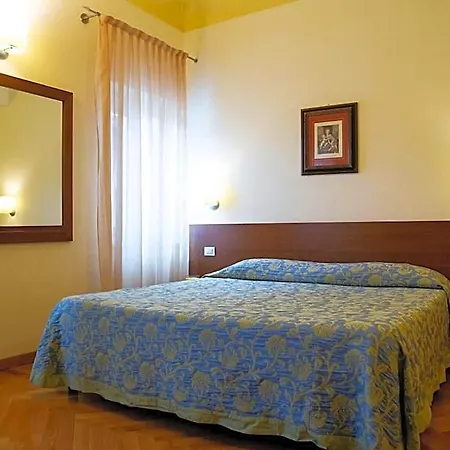 Residenza Dei Capitani - Piazza Del Popolo