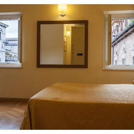 מלון Residenza Dei Capitani - Piazza Del Popolo