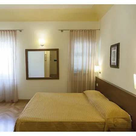 Residenza Dei Capitani Ascoli Piceno