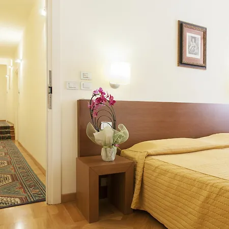 Residenza Dei Capitani 3* Ascoli Piceno