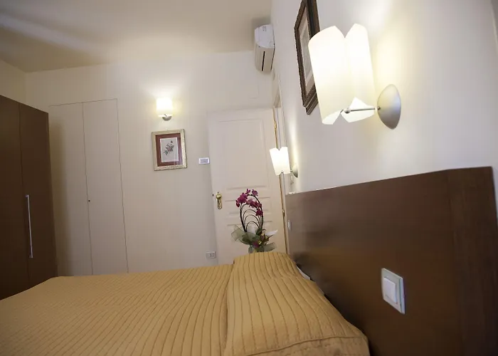 Residenza Dei Capitani 3*